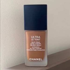 CHANEL ULTRA LE TEINT FOUNDATION BD131